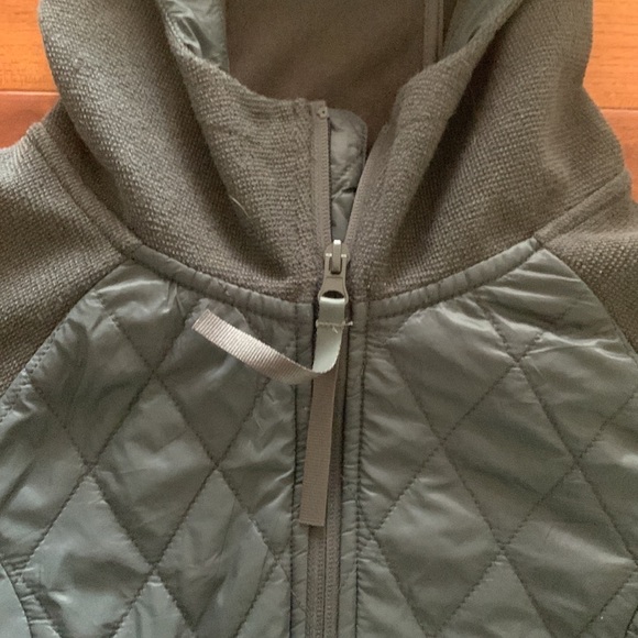 C9 By Champion Women's Charcoal Gray Hybrid Quilted Hooded Warm Jacket size M - Picture 9 of 10